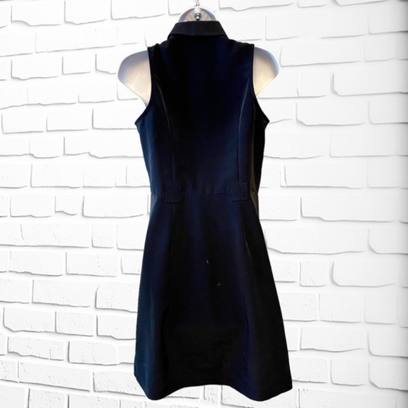 The Limited Sleeveless Navy Cargo Dress with Brass buttons, Womens size 2 - Picture 3 of 12